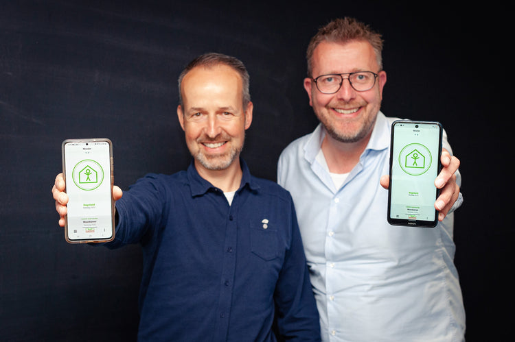 Dave Hellings (l) en Bas van der Kolk richtten jaren terug het Eindhovense bedrijf Leefsamen op.&nbsp;© Leefsamen